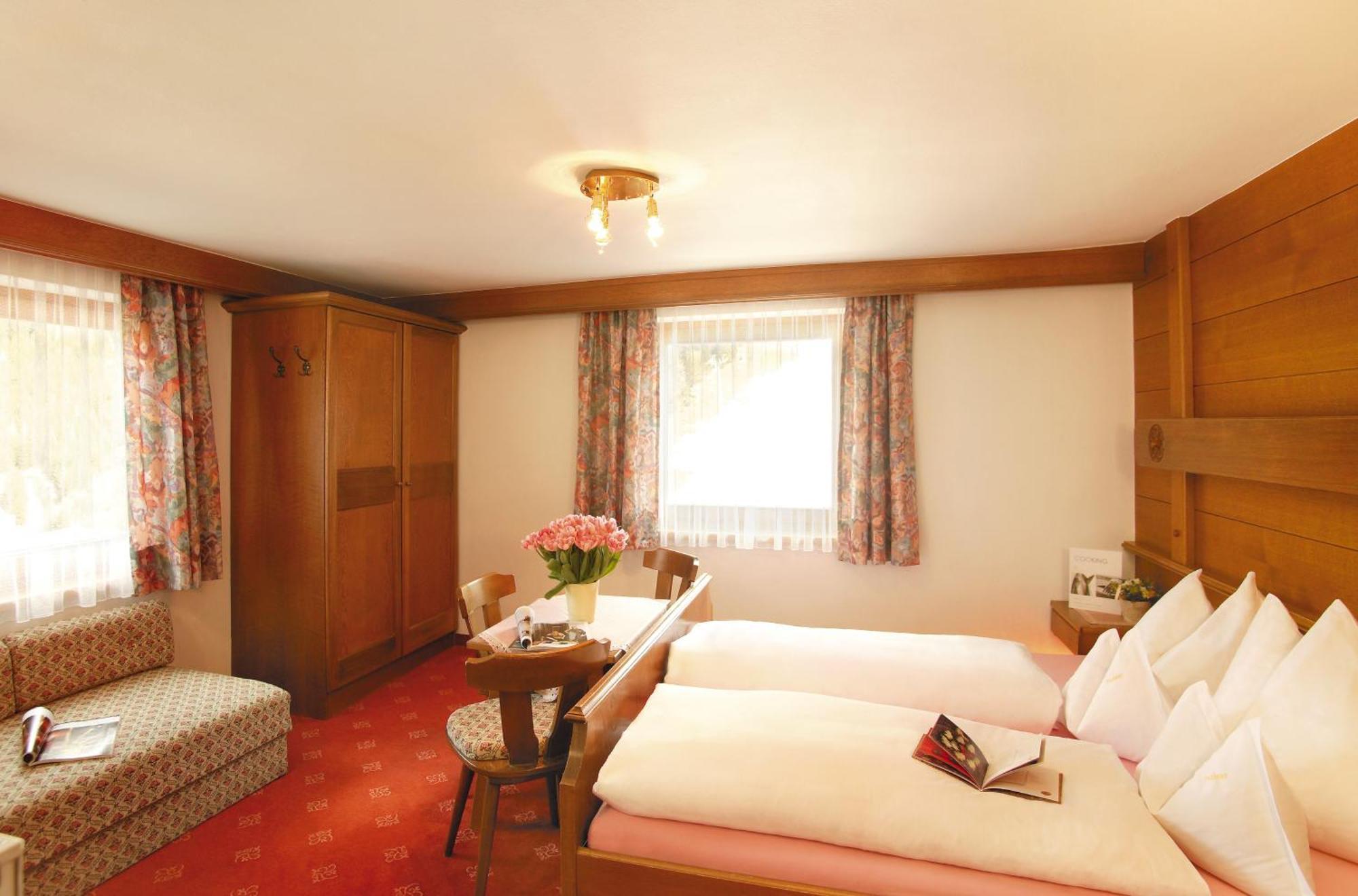 Pezinerblick Apartment Ischgl Ngoại thất bức ảnh